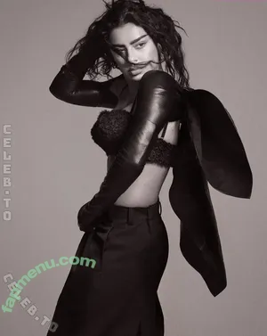 Charli XCX / charli_xcx / charlignarly nude photo #3788