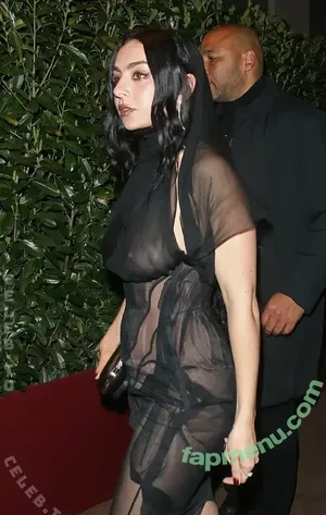 Charli XCX / charli_xcx / charlignarly nude photo #3830