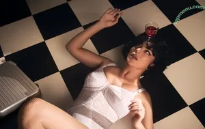 Charli XCX / charli_xcx / charlignarly nude photo #3847