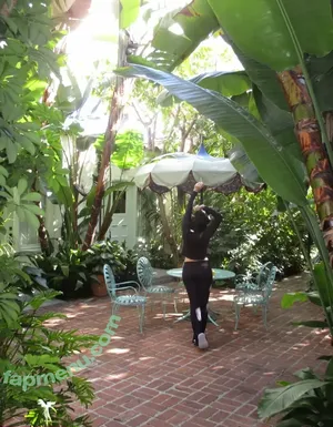 Charli XCX / charli_xcx / charlignarly / charlixcx nude photo #3871