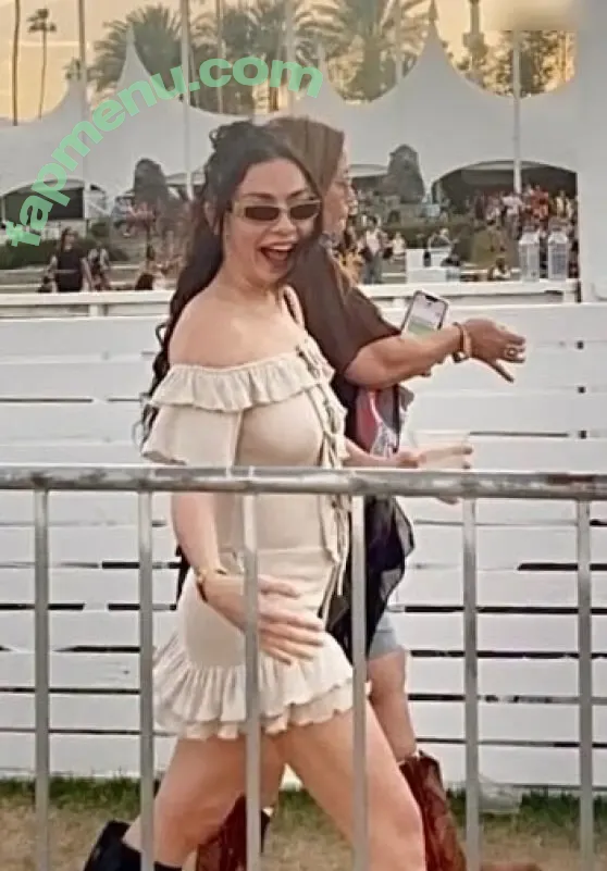 Charli XCX nude photo #3113 (charli_xcx / charlignarly)