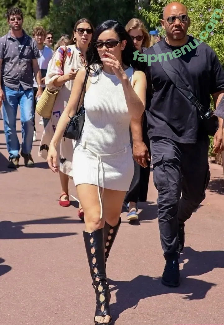 Charli XCX nude photo #3294 (charli_xcx / charlignarly)