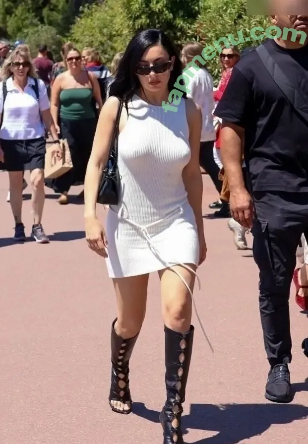 Charli XCX nude photo #3345 (charli_xcx / charlignarly)
