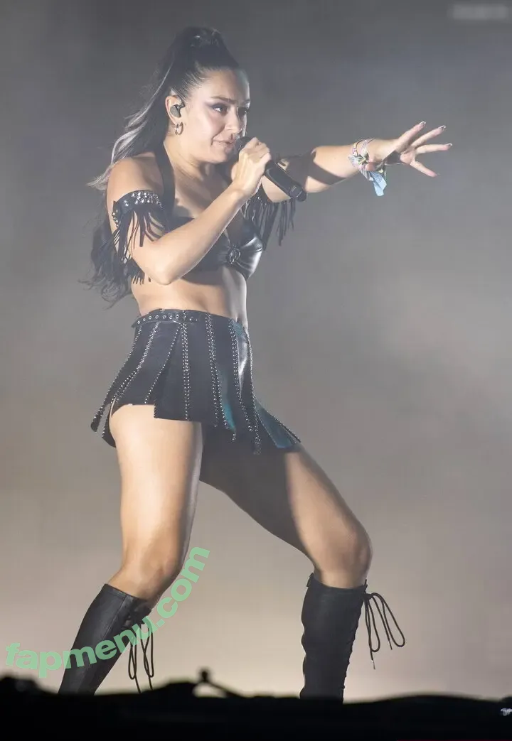 Charli XCX nude photo #3361 (charli_xcx / charlignarly)