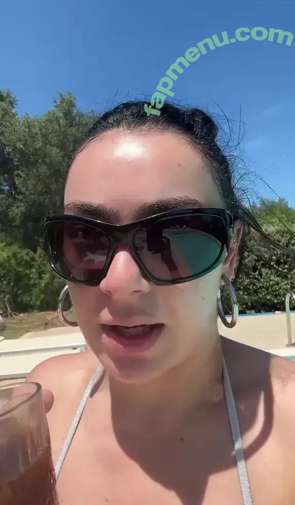 Charli XCX nude photo #3395 (charli_xcx / charlignarly)