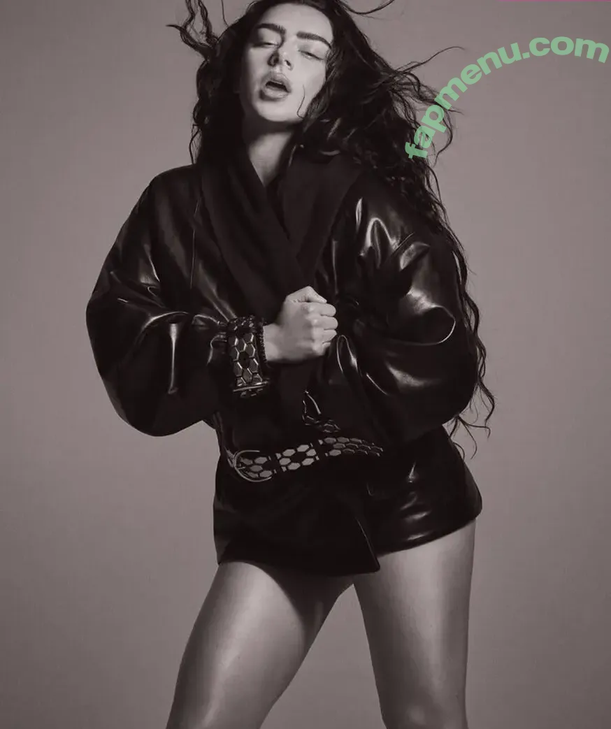 Charli XCX nude photo #3522 (charli_xcx / charlignarly)