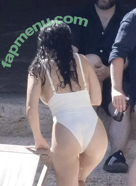 Charli XCX nude photo #3570 (charli_xcx / charlignarly)