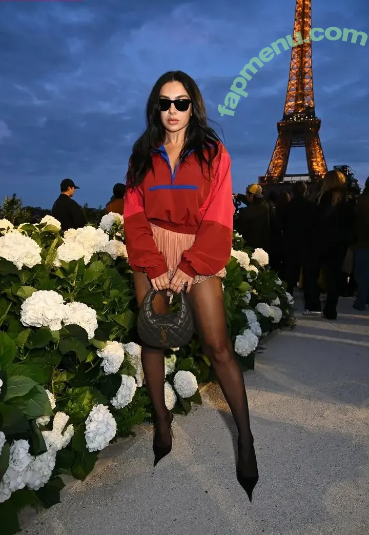 Charli XCX nude photo #3603 (charli_xcx / charlignarly)