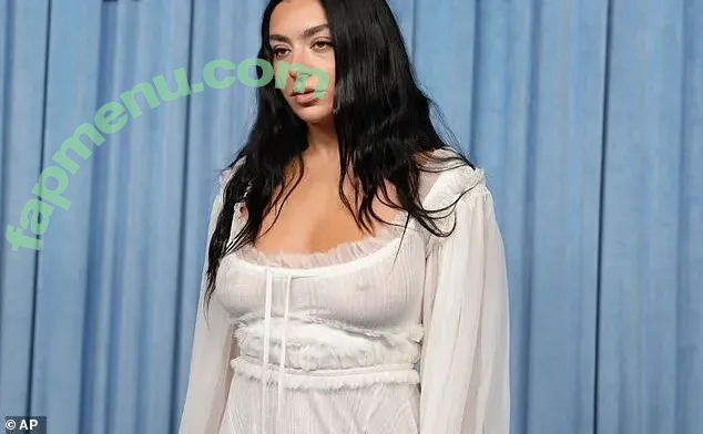 Charli XCX nude photo #3630 (charli_xcx / charlignarly)
