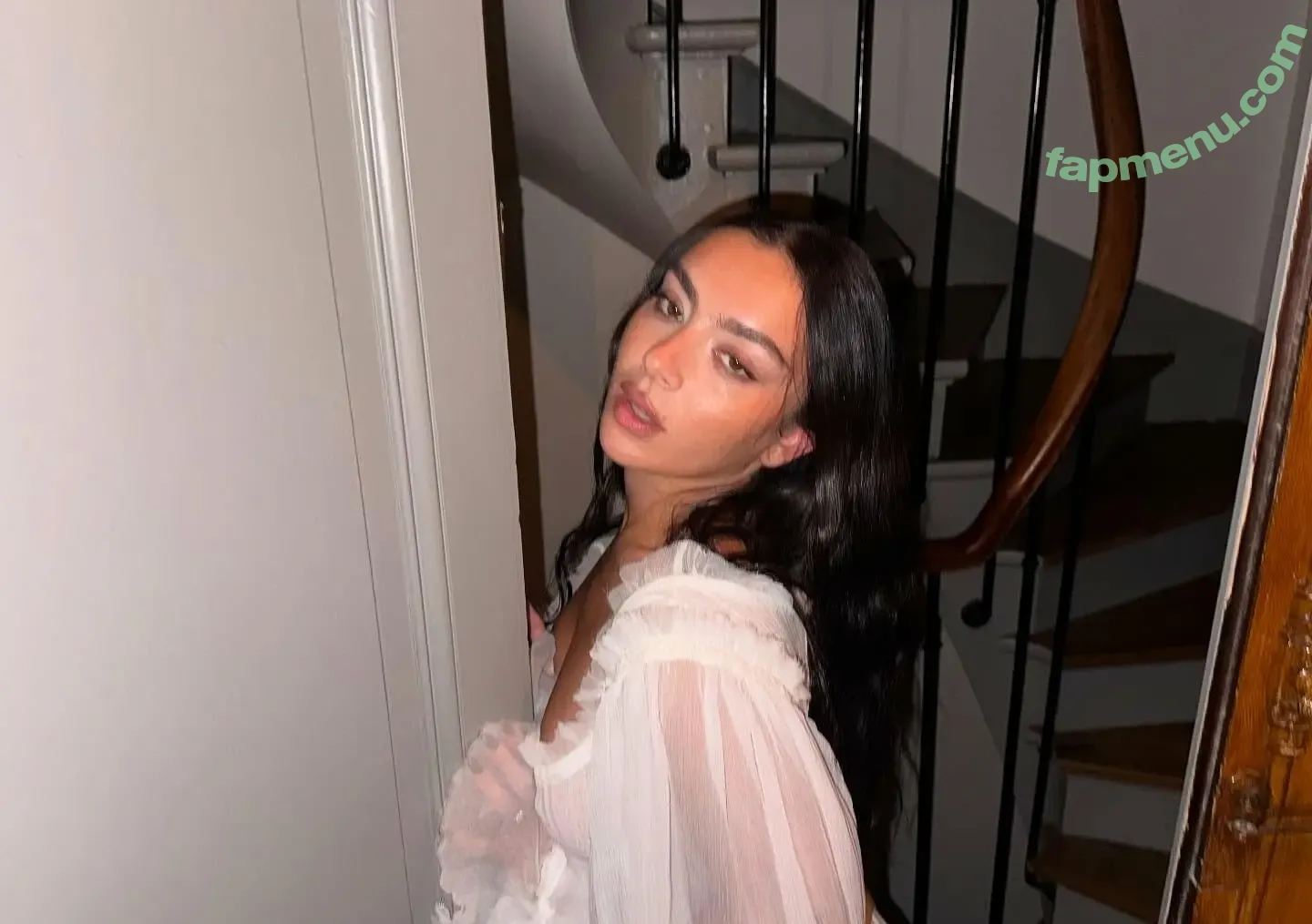 Charli XCX nude photo #3635 (charli_xcx / charlignarly)