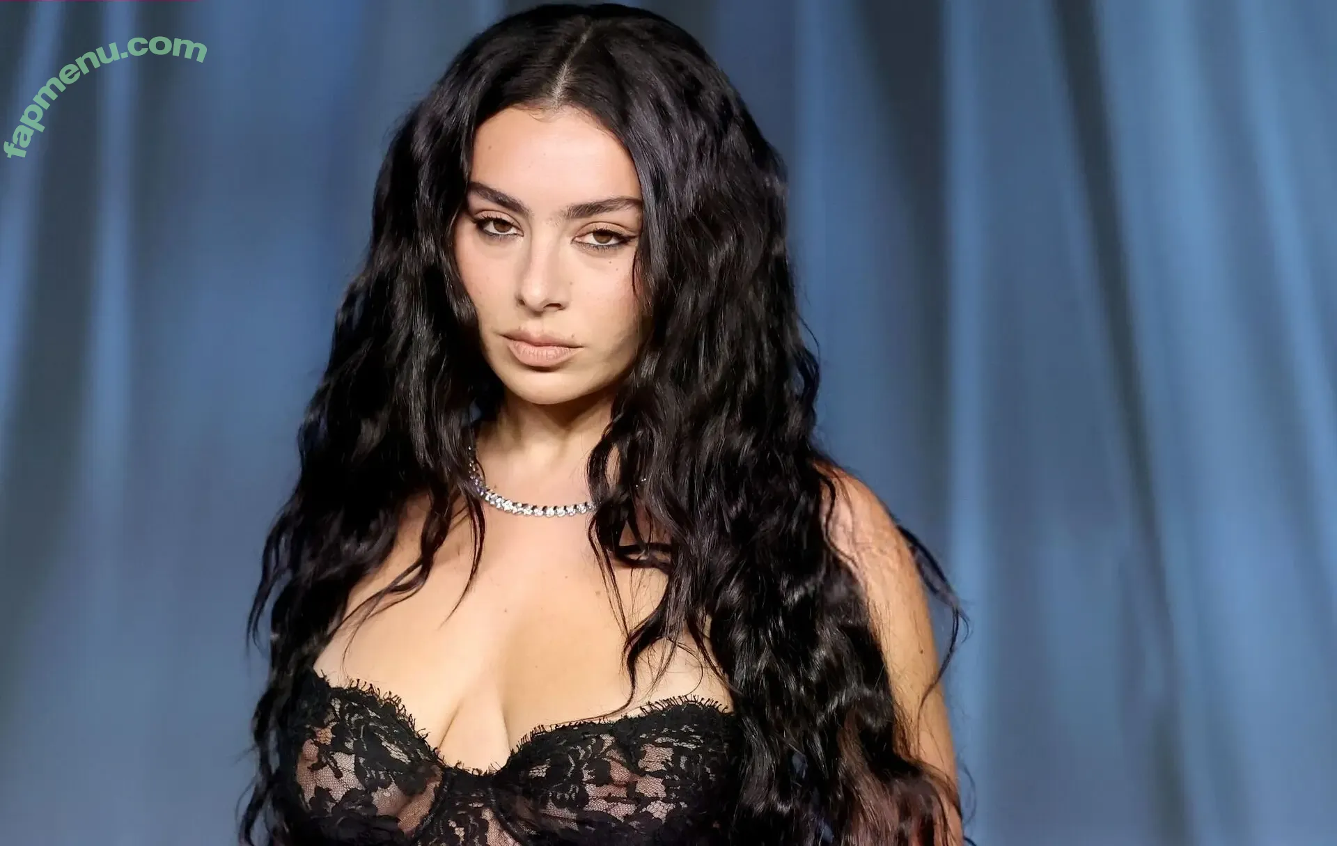 Charli XCX nude photo #3688 (charli_xcx / charlignarly)