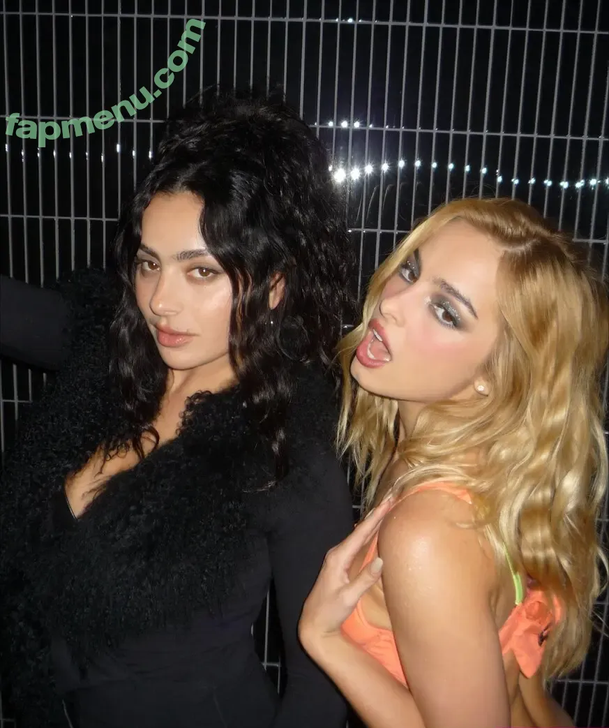 Charli XCX nude photo #3702 (charli_xcx / charlignarly)