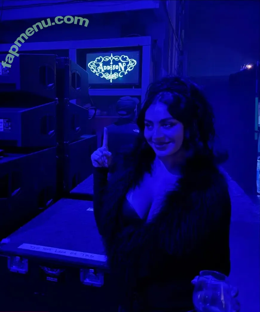 Charli XCX nude photo #3705 (charli_xcx / charlignarly)