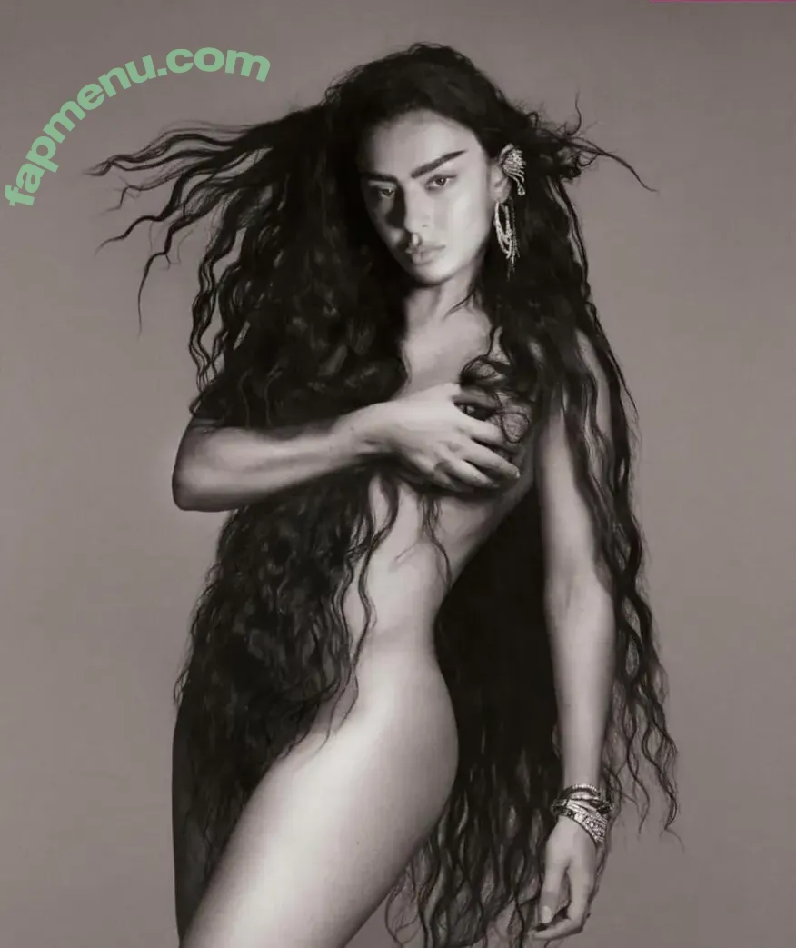 Charli XCX nude photo #3710 (charli_xcx / charlignarly)