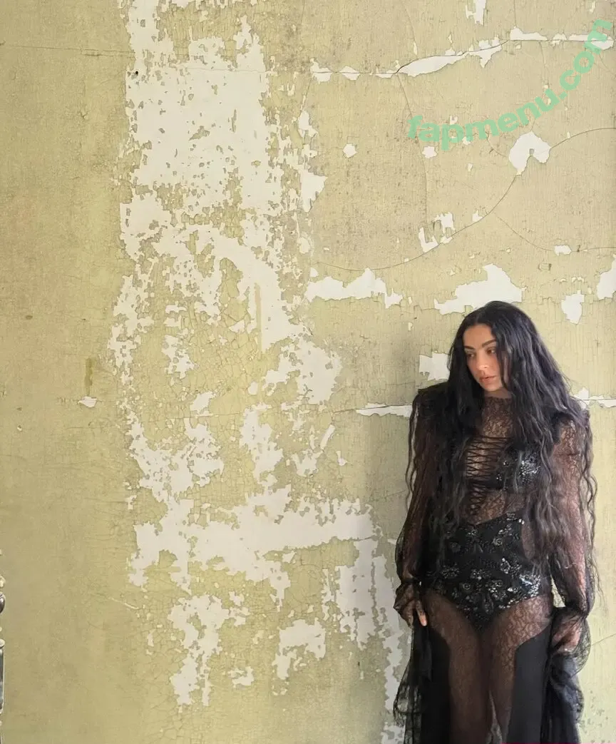 Charli XCX nude photo #3750 (charli_xcx / charlignarly)