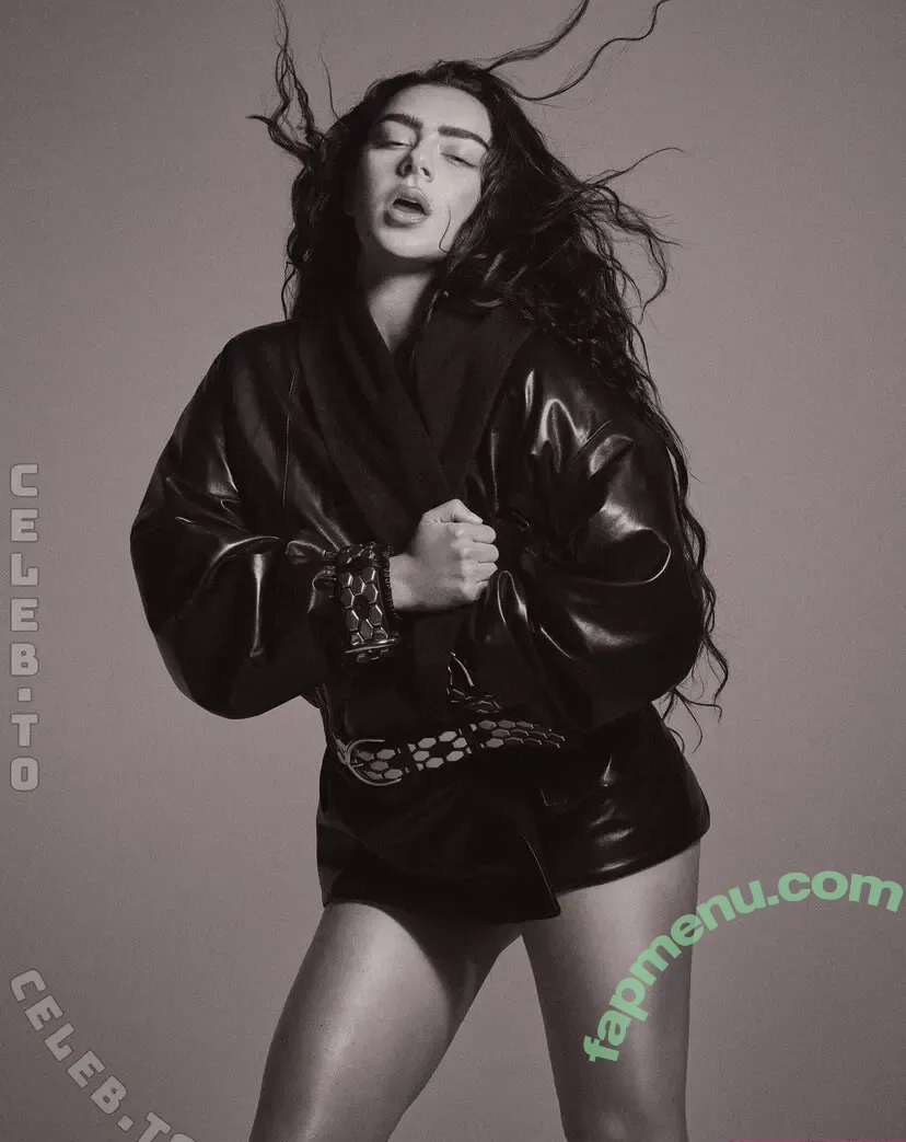 Charli XCX nude photo #3770 (charli_xcx / charlignarly)