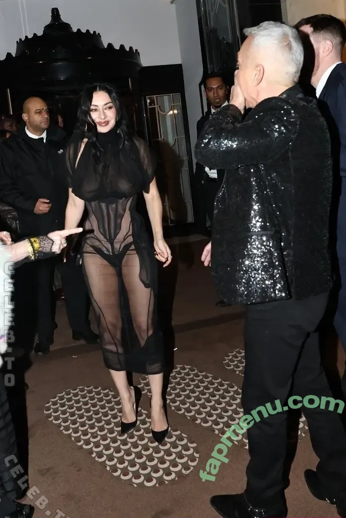 Charli XCX nude photo #3811 (charli_xcx / charlignarly)