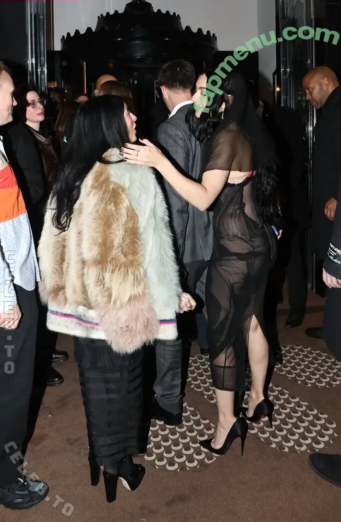 Charli XCX nude photo #3820 (charli_xcx / charlignarly)