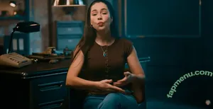 Charlie Danger / Les Revues du Monde / charlie__danger / revuesdumonde nude photo #0292