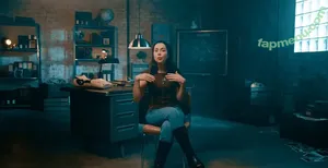 Charlie Danger / Les Revues du Monde / charlie__danger / revuesdumonde nude photo #0298