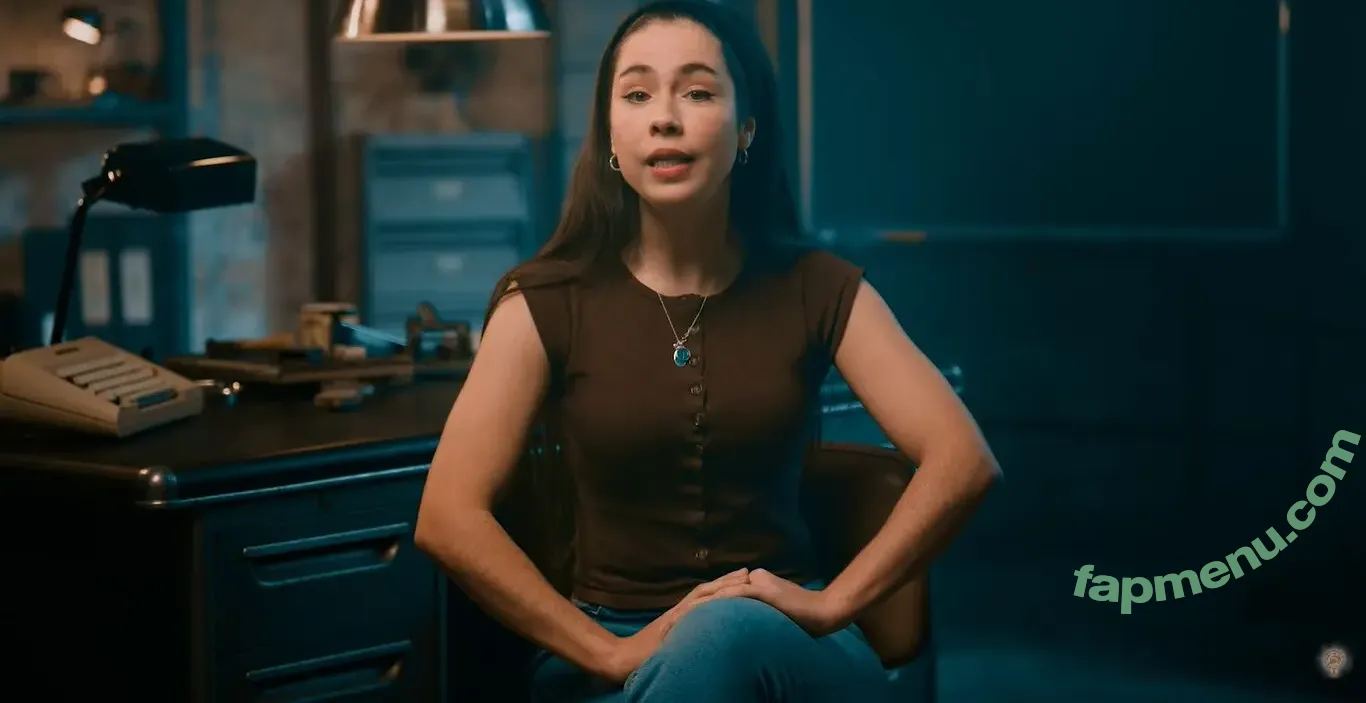 Charlie Danger nude photo #0290 (Les Revues du Monde / charlie__danger / revuesdumonde)