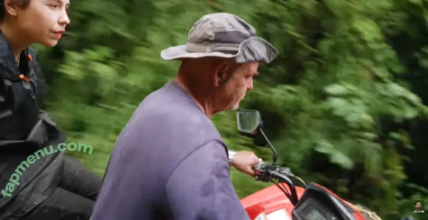 Charlie Danger nude photo #0356 (Les Revues du Monde / charlie__danger / littlemisshappy / revuesdumonde)