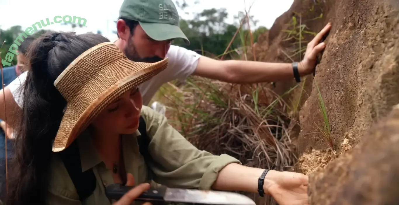 Charlie Danger nude photo #0377 (Les Revues du Monde / charlie__danger / littlemisshappy / revuesdumonde)