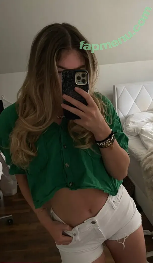 Charlie Ferarie nude photo #0022 (Charlie Ferarie)