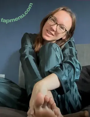 Charlie Henry / dress_fiercly nude photo #0025