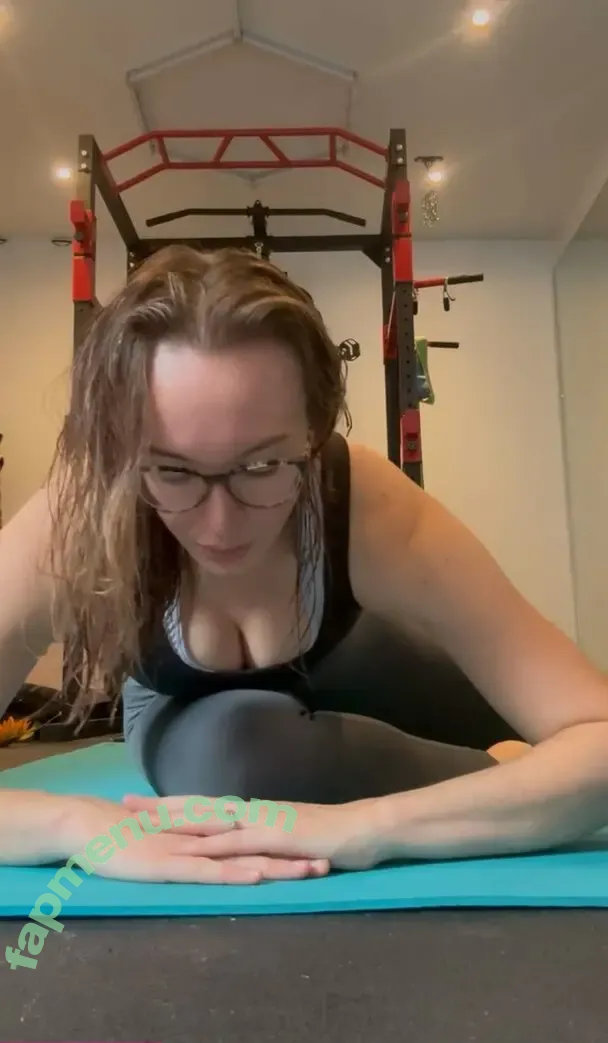 Charlie Henry nude photo #0033 (dress_fiercly)