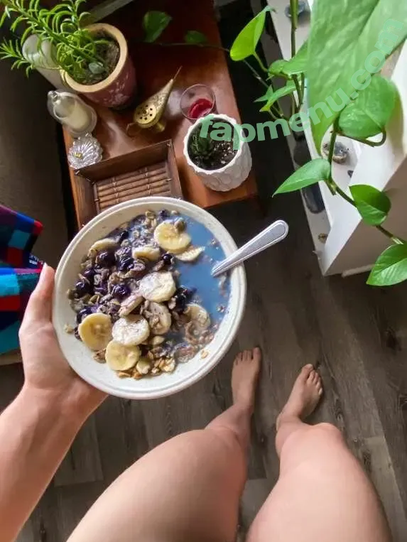 Charlie nude photo #0011 (charlidamelio / charlotteeee01 / themollymuscle)