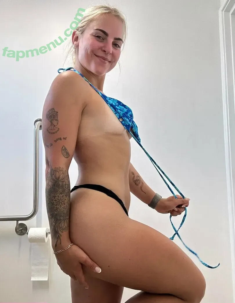 Charlietaylorx nude photo #0024 (Charlietaylorx)