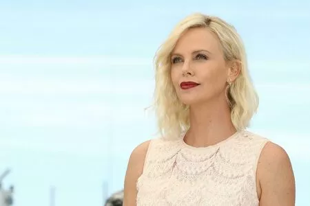 Charlize Theron / CharlizeAfrica nude photo #0152