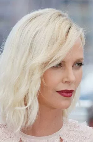 Charlize Theron / CharlizeAfrica nude photo #0161