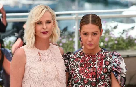 Charlize Theron / CharlizeAfrica nude photo #0168