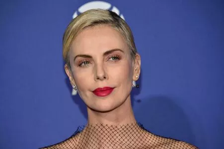 Charlize Theron / CharlizeAfrica nude photo #0201