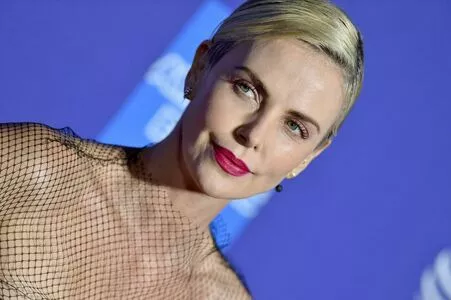 Charlize Theron / CharlizeAfrica nude photo #0217