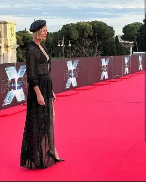 Charlize Theron / CharlizeAfrica nude photo #0253