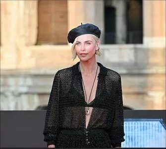 Charlize Theron / CharlizeAfrica nude photo #0256