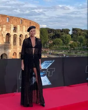 Charlize Theron / CharlizeAfrica nude photo #0261