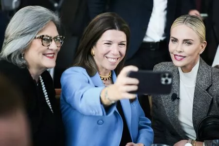 Charlize Theron / CharlizeAfrica nude photo #0406