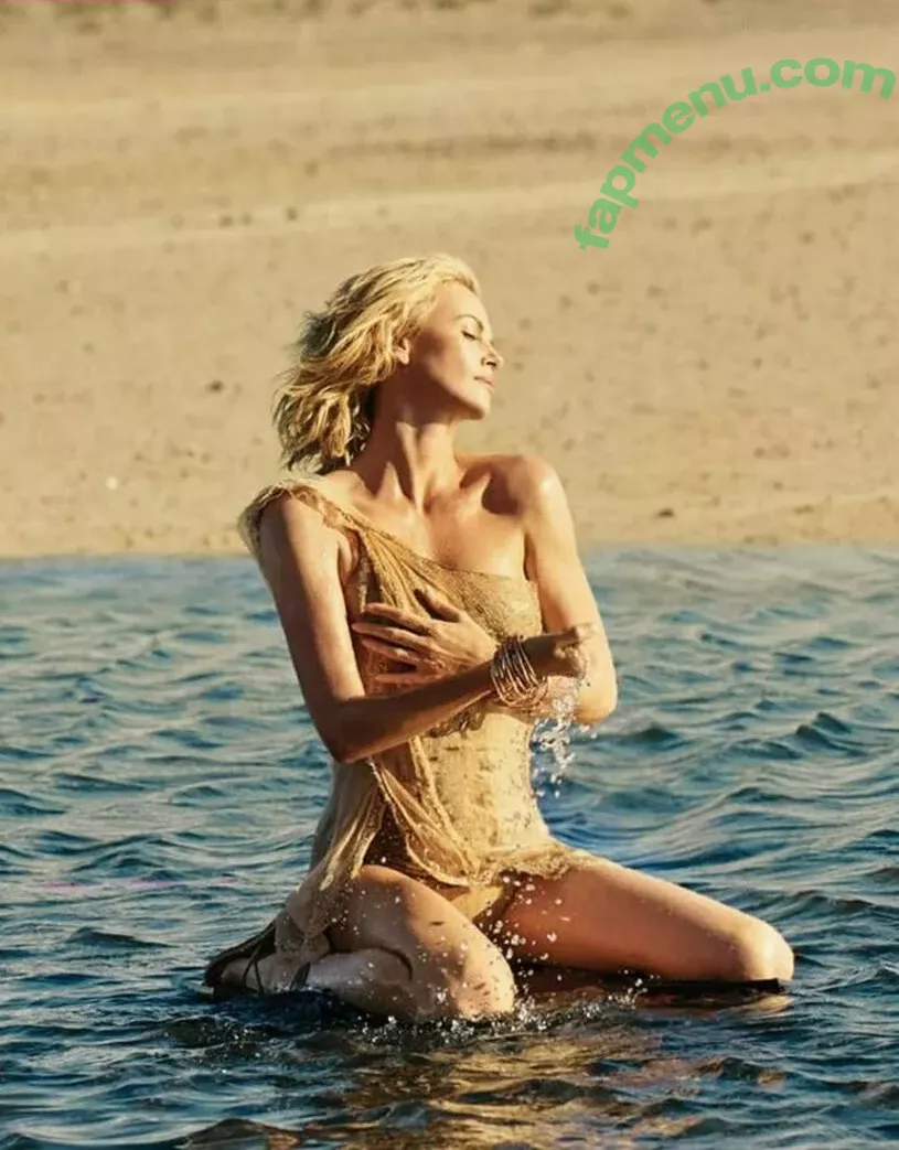 Charlize Theron nude photo #0067 (CharlizeAfrica)