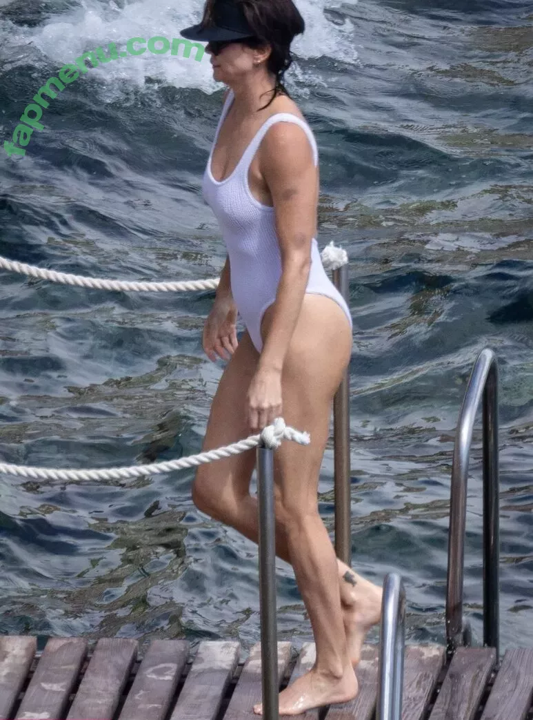 Charlize Theron nude photo #0149 (CharlizeAfrica)