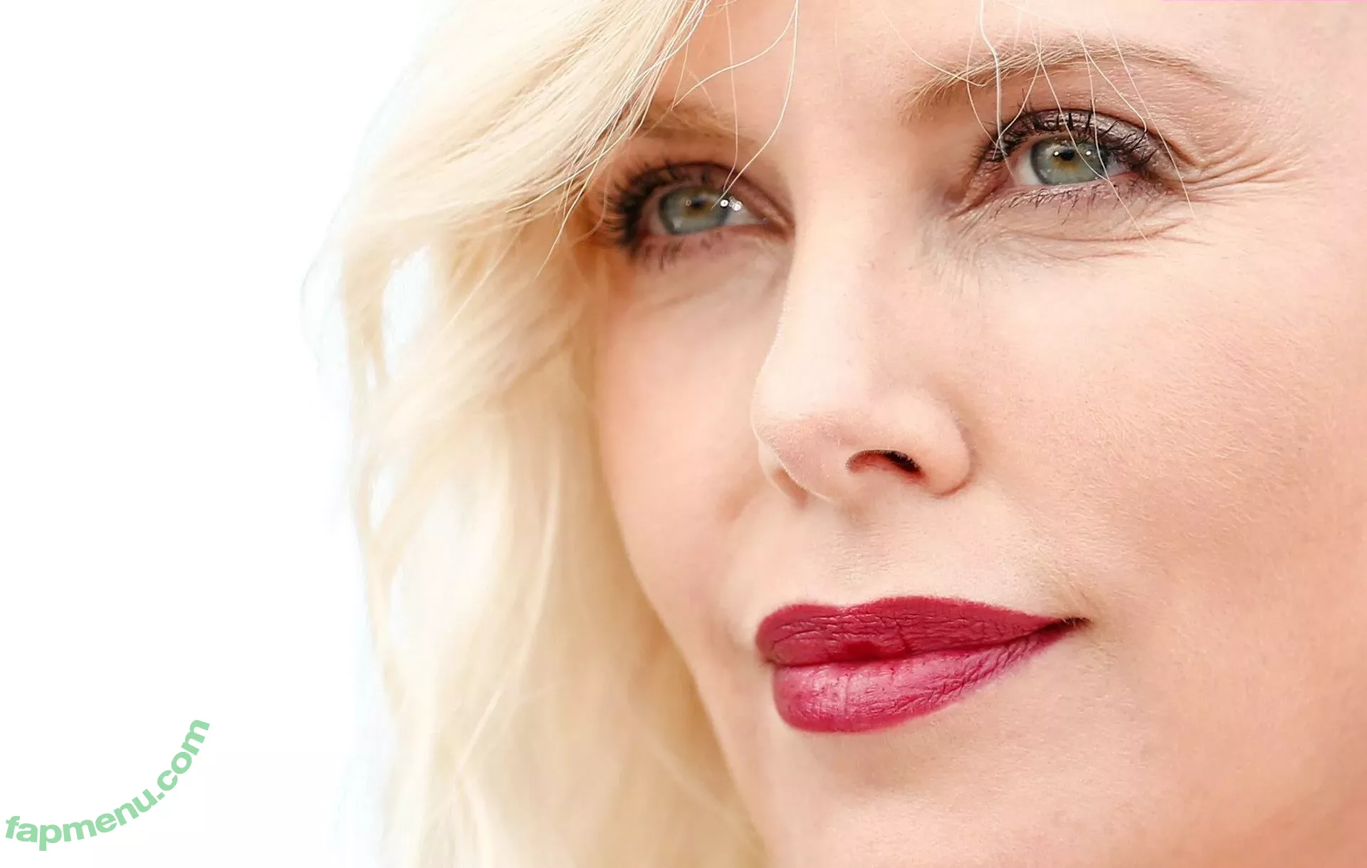 Charlize Theron nude photo #0179 (CharlizeAfrica)