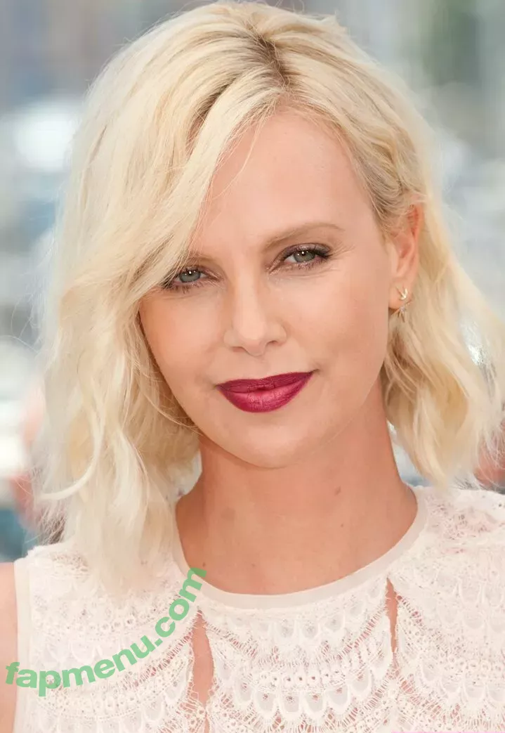 Charlize Theron nude photo #0191 (CharlizeAfrica)