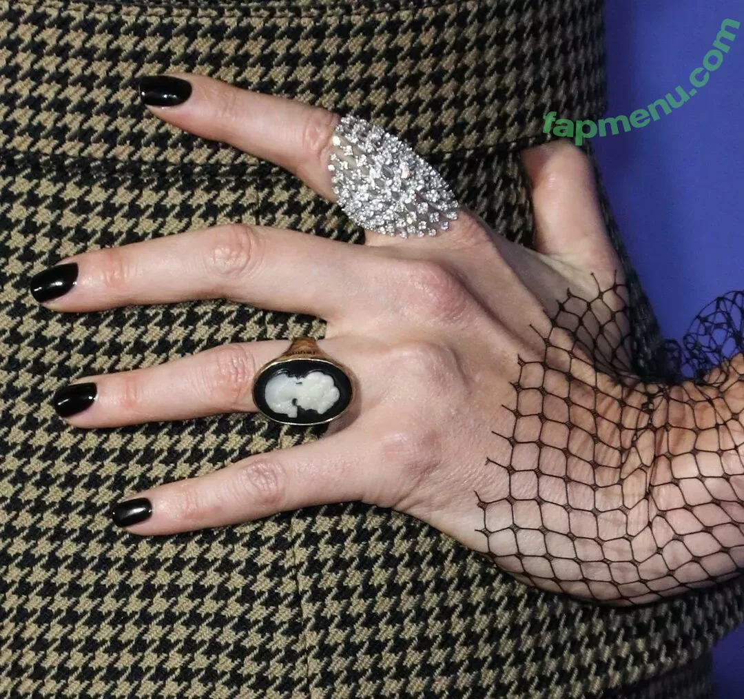 Charlize Theron nude photo #0200 (CharlizeAfrica)