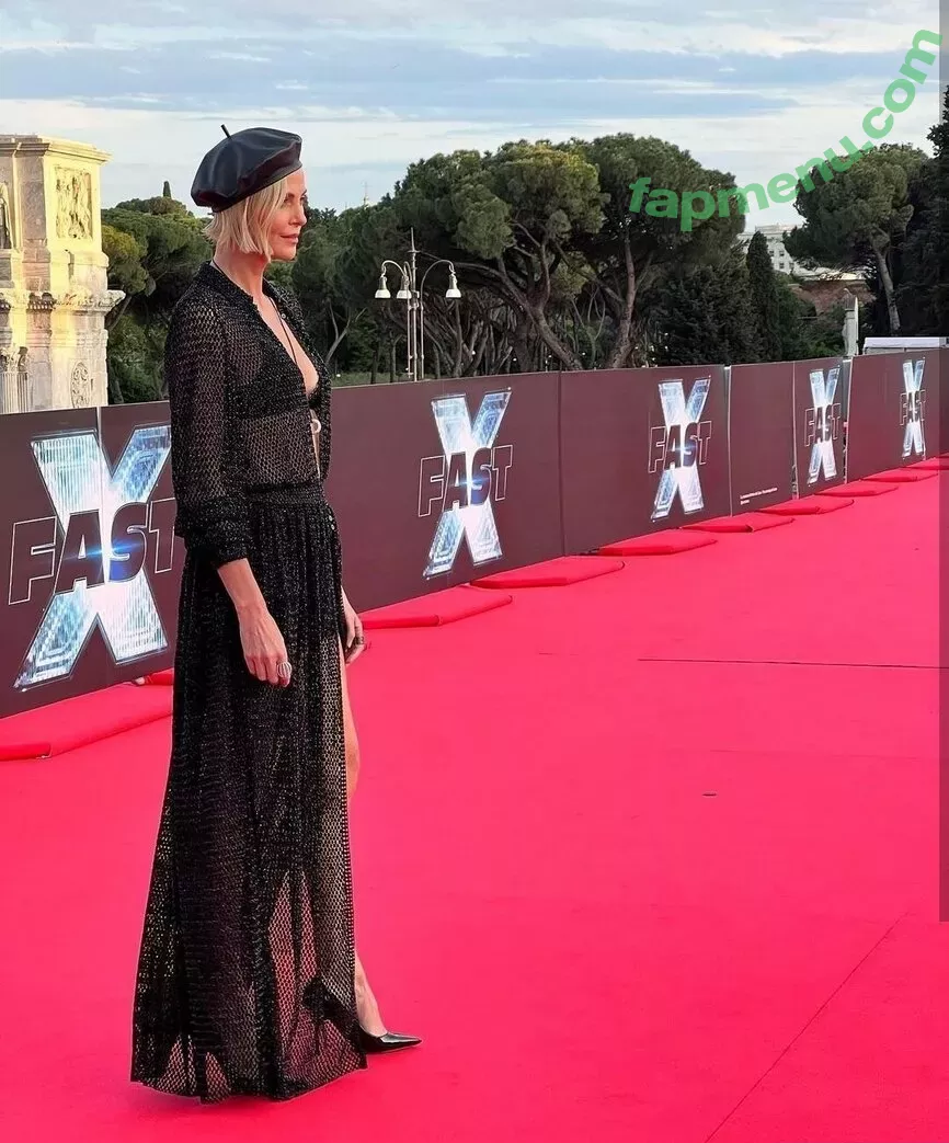 Charlize Theron nude photo #0253 (CharlizeAfrica)