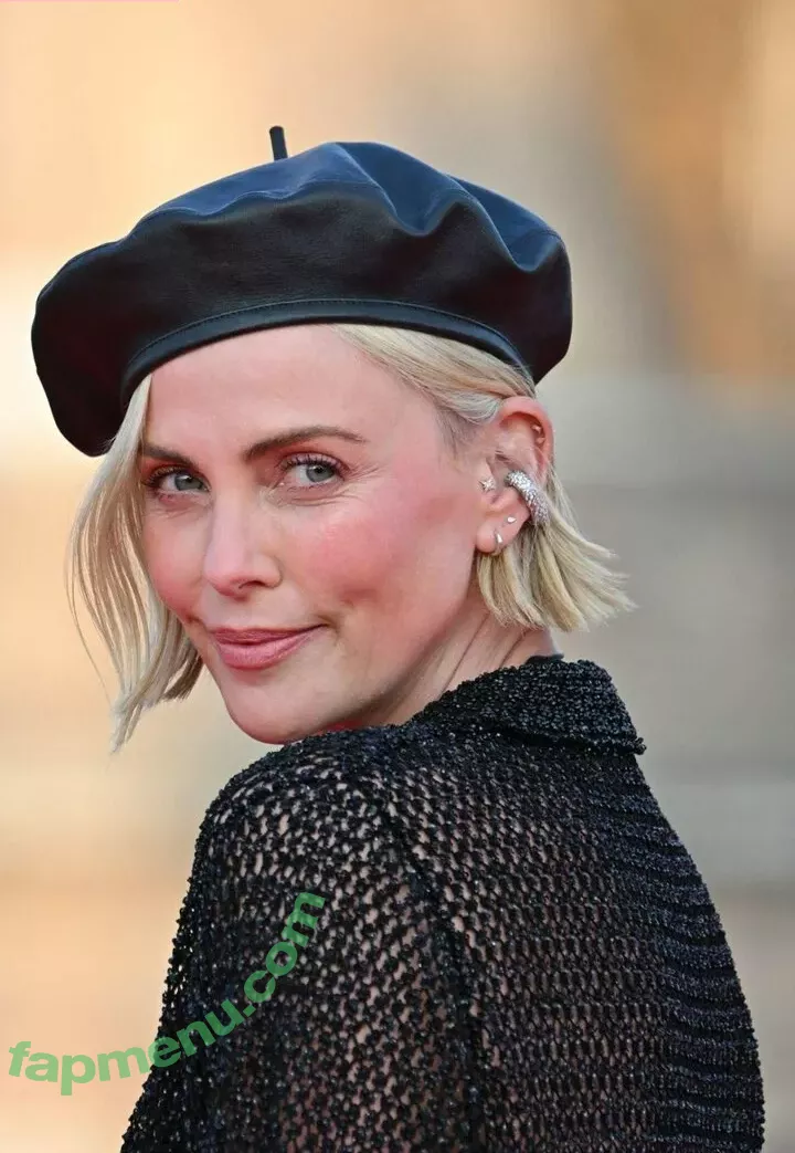 Charlize Theron nude photo #0326 (CharlizeAfrica)