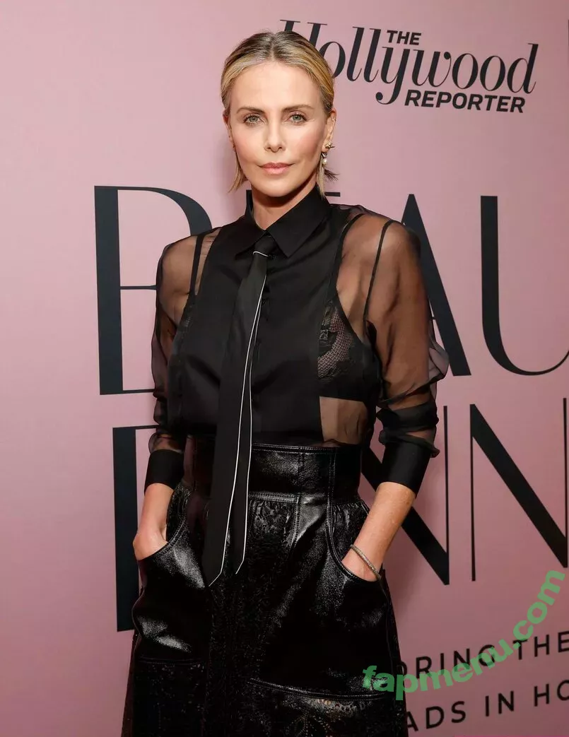 Charlize Theron nude photo #0389 (CharlizeAfrica)