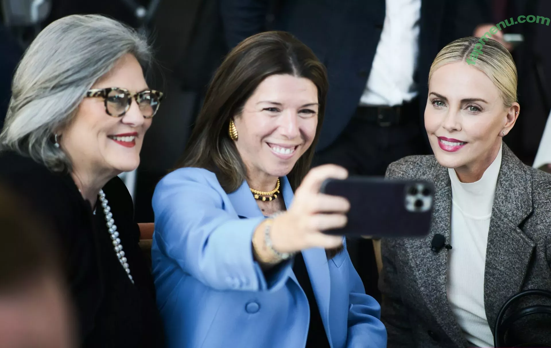 Charlize Theron nude photo #0406 (CharlizeAfrica)